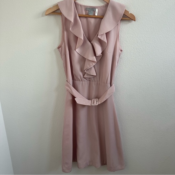 H&M light pink rose formal dress with belt and ruffle - Picture 1 of 7
